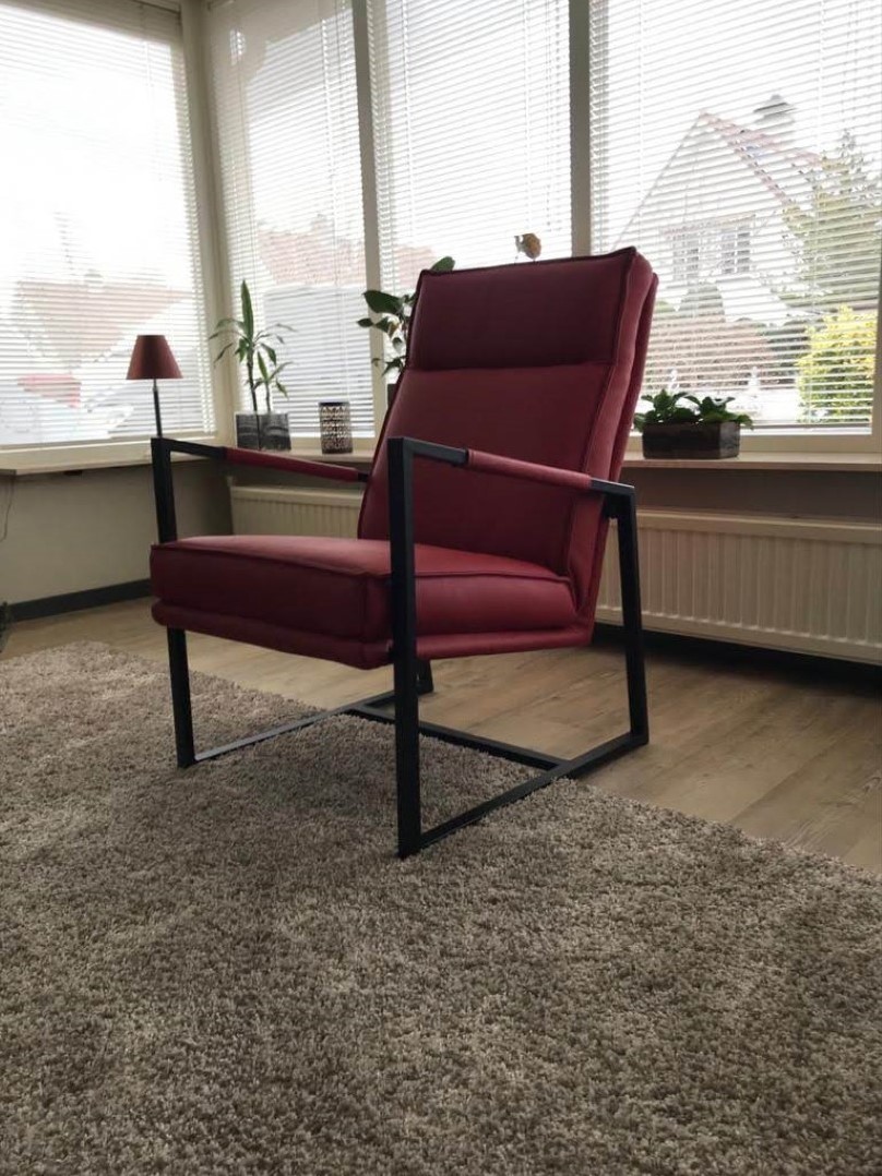 lanthaan molen Avondeten Leren fauteuil met stalen frame en hoge rug - rood leer ShopX