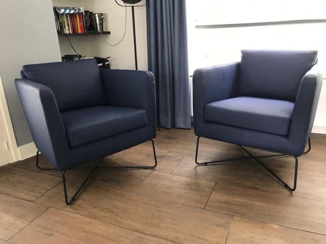 stroom Matrix jeans Set van 2 leren fauteuils met kruisframe - blauw leer ShopX